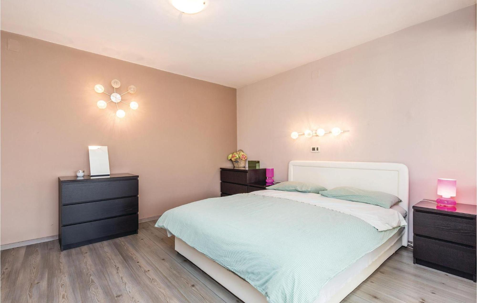 Stunning Apartment In Rijeka With 1 Bedrooms And Wifi Exterior photo