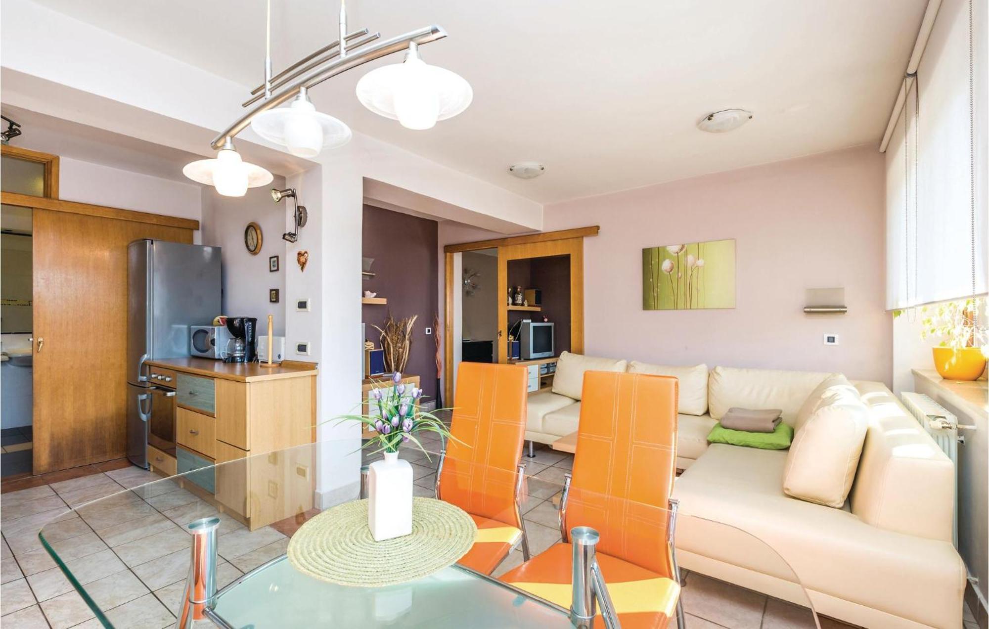 Stunning Apartment In Rijeka With 1 Bedrooms And Wifi Exterior photo