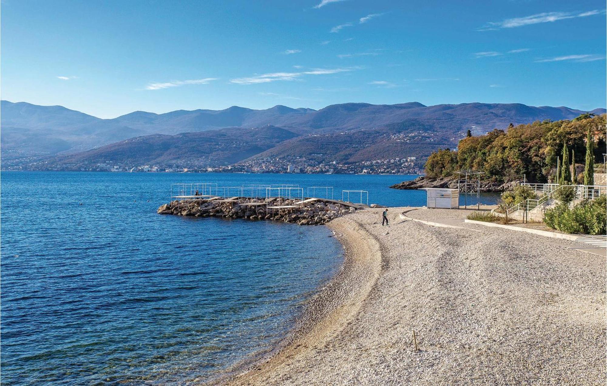 Stunning Apartment In Rijeka With 1 Bedrooms And Wifi Exterior photo