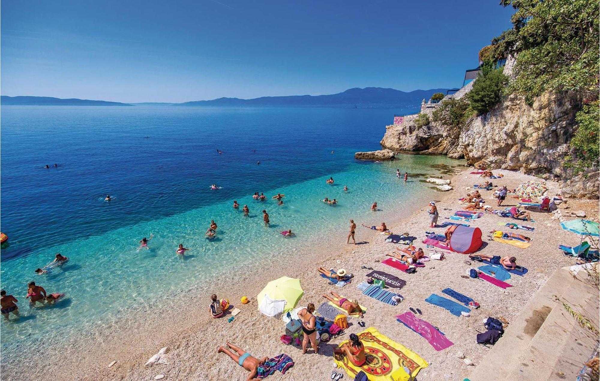 Stunning Apartment In Rijeka With 1 Bedrooms And Wifi Exterior photo